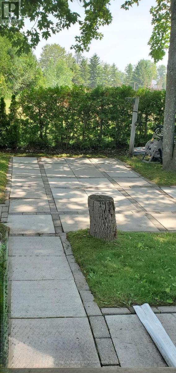 70 TOPAZ STREET Image 20