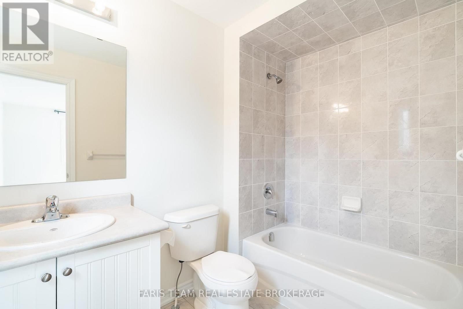 33 PEARL STREET Image 28