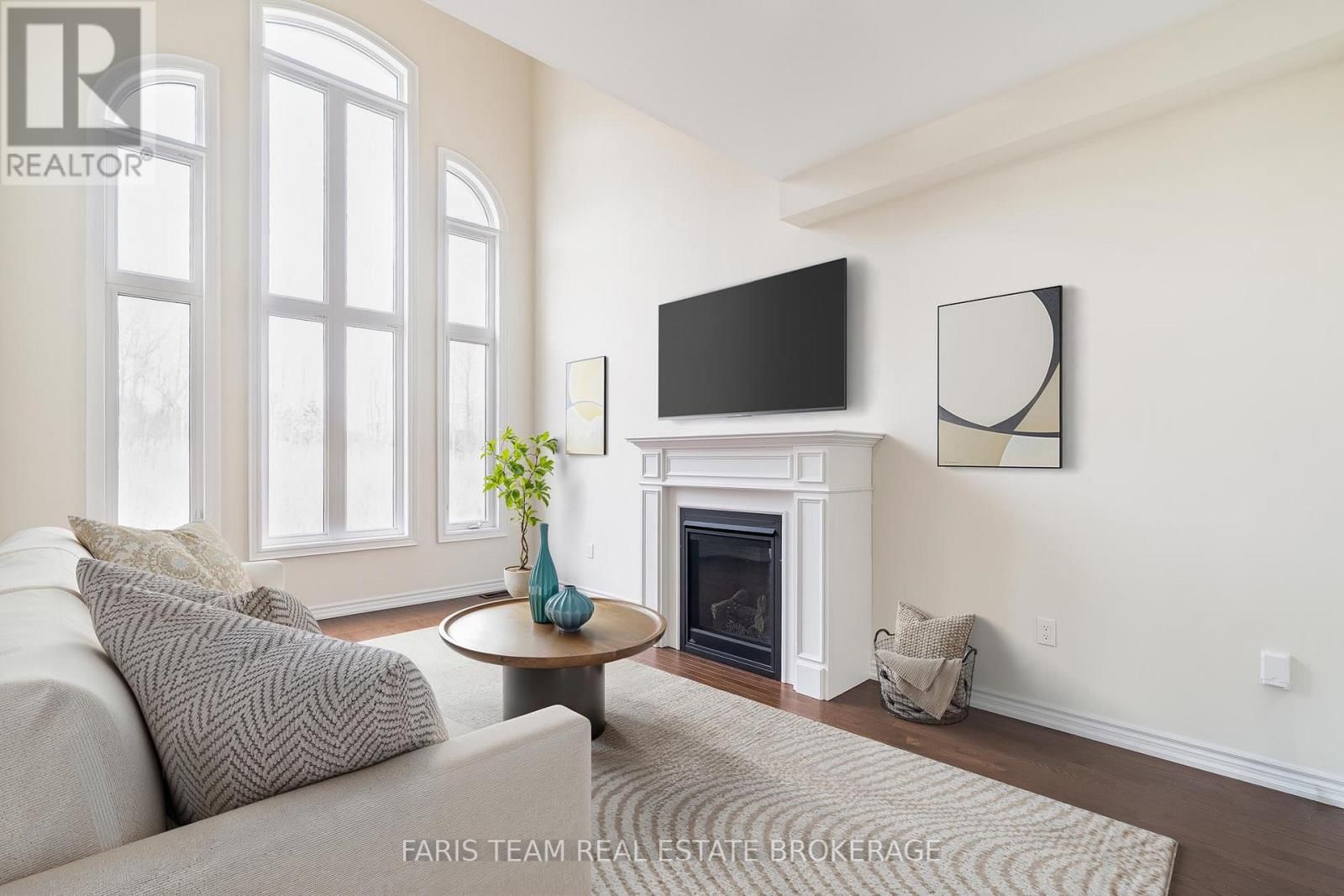 33 PEARL STREET Image 5