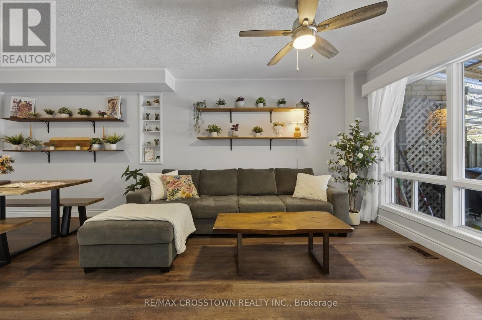 47 LYFYTT CRESCENT Image 13