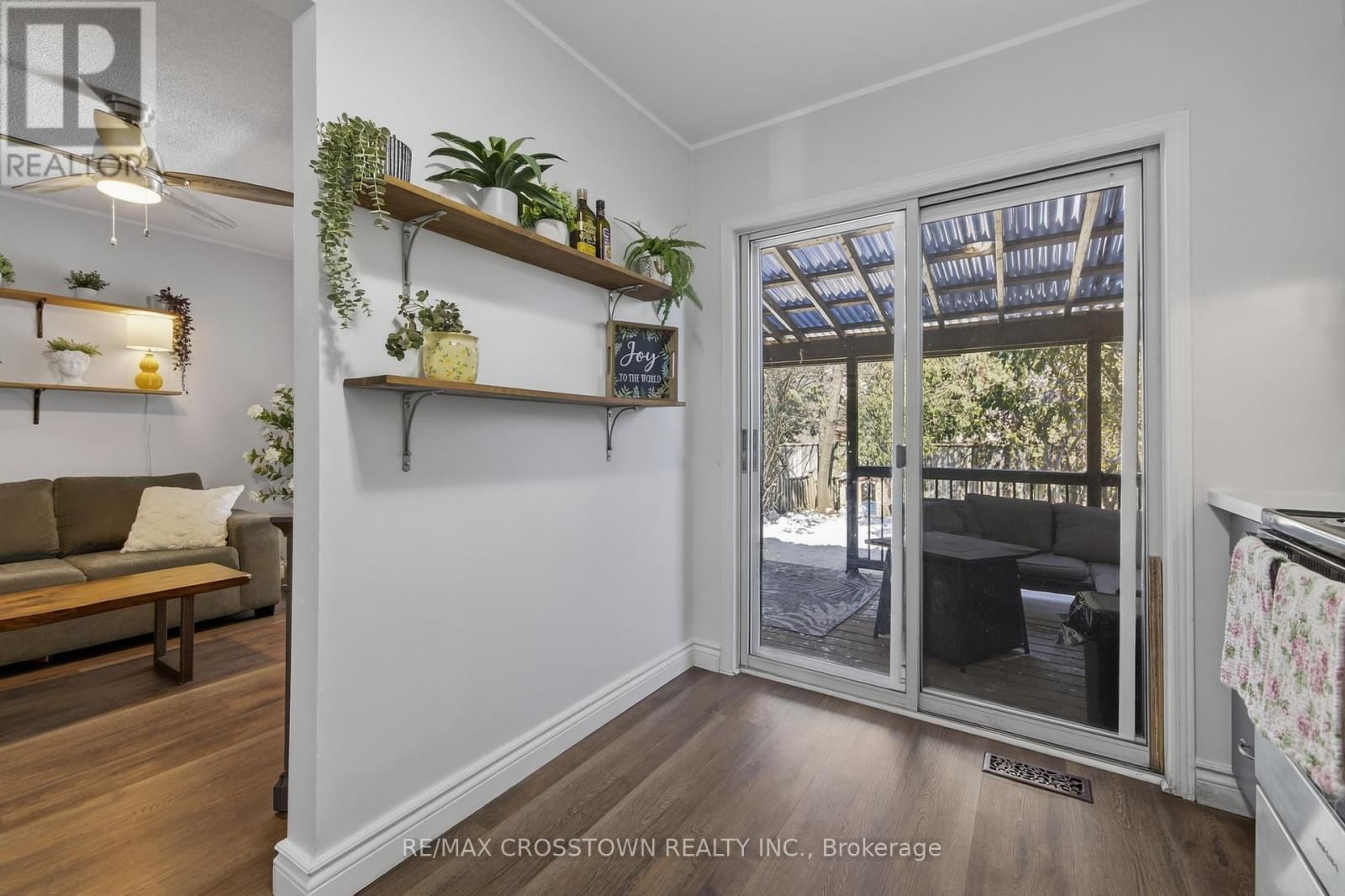 47 LYFYTT CRESCENT Image 18