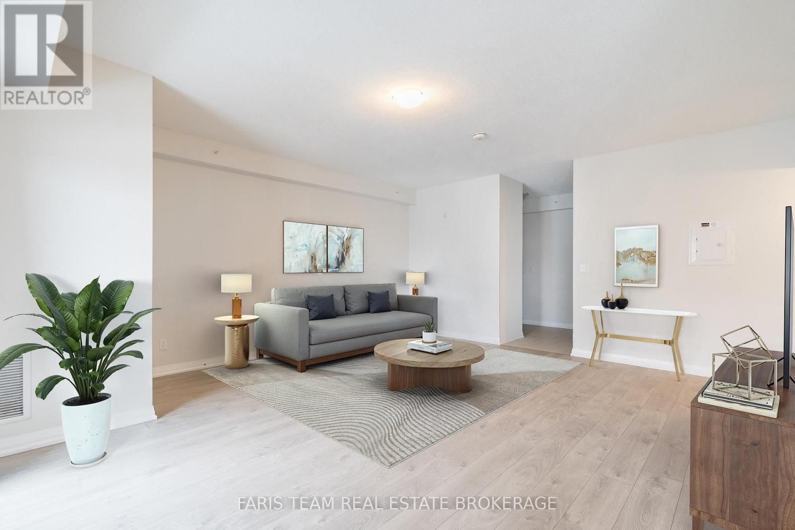 211 - 20 KODA STREET Image 14