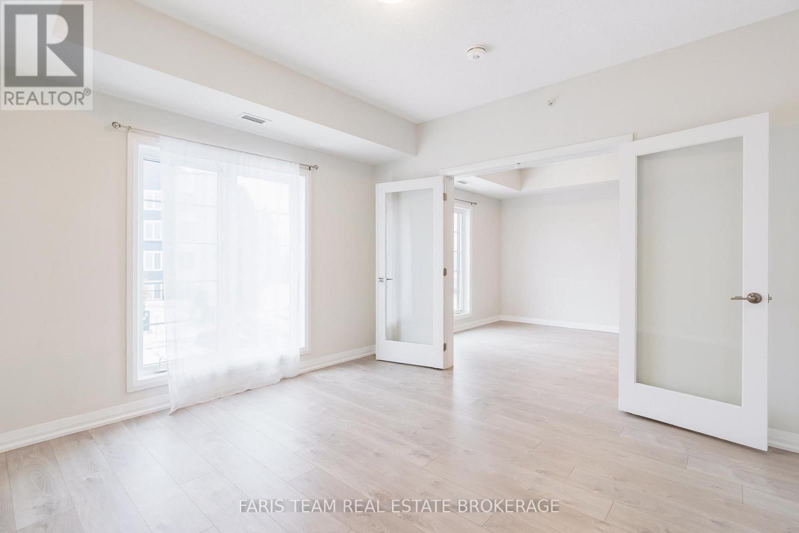 211 - 20 KODA STREET Image 25