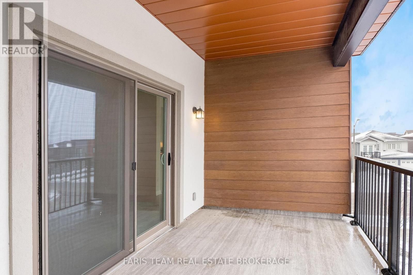 211 - 20 KODA STREET Image 30