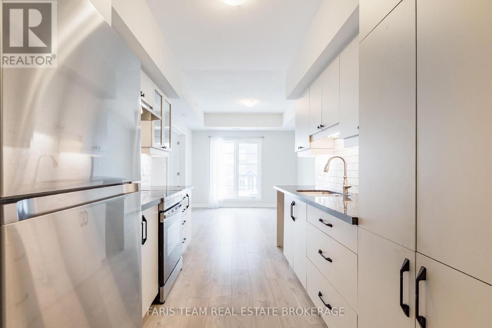 211 - 20 KODA STREET Image 7