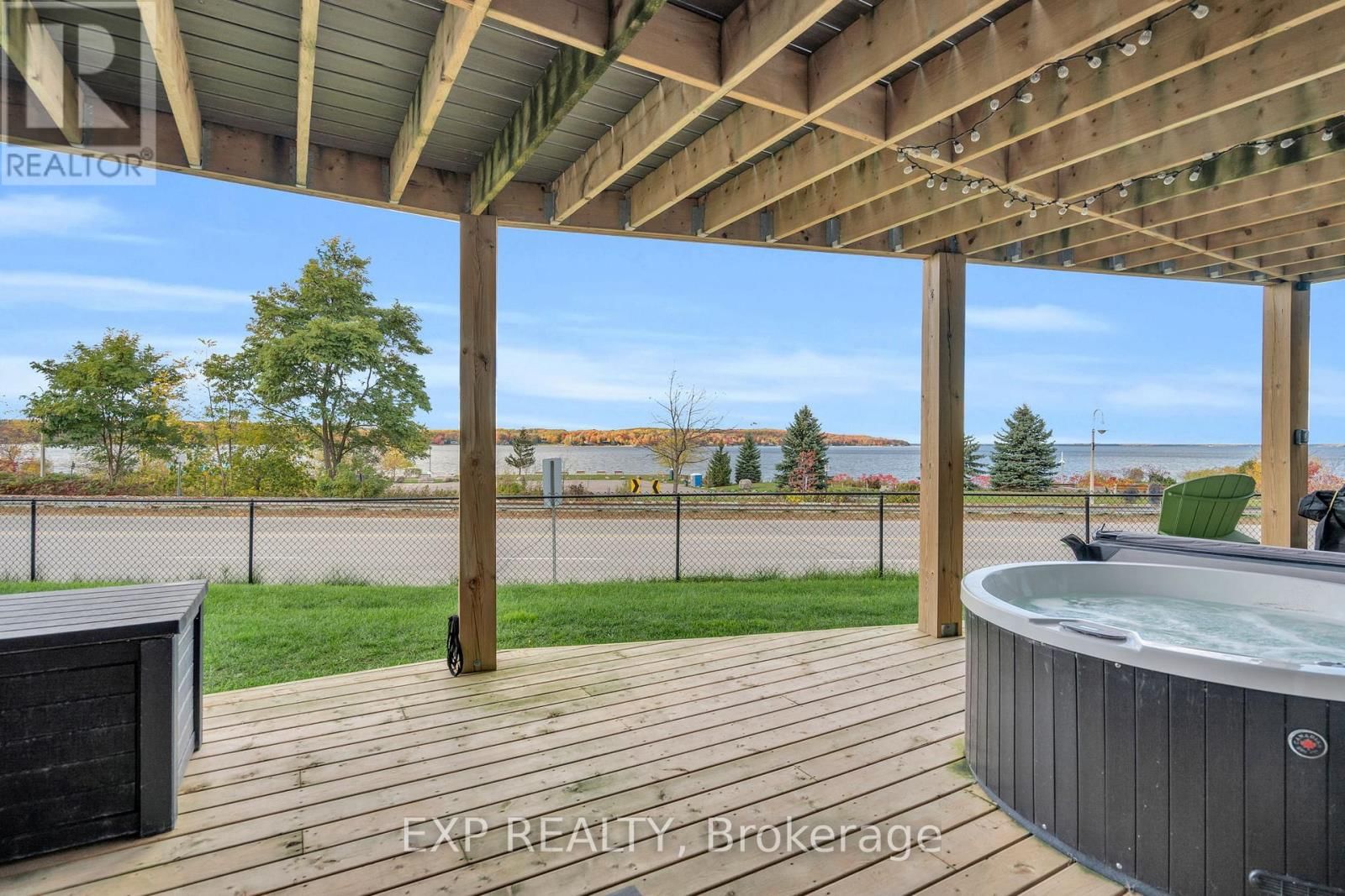 244 FRANK STREET Image 40