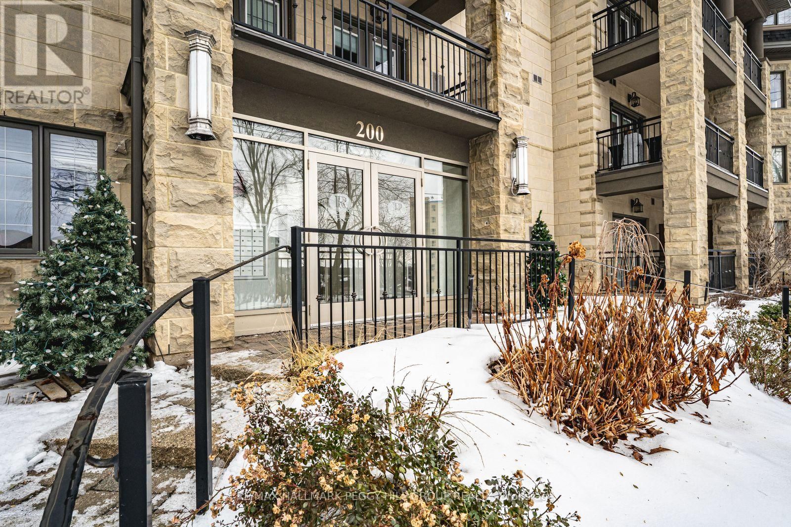 104 - 200 COLLIER STREET Image 12