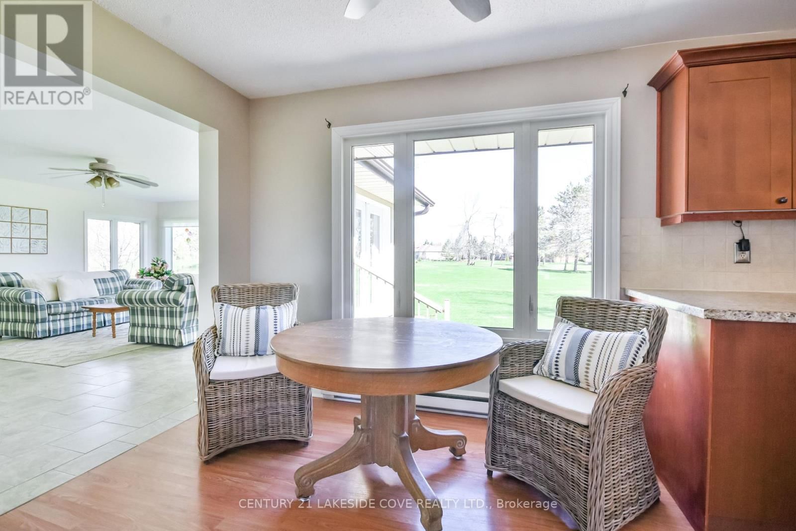 121 BAYSHORE DRIVE Image 13