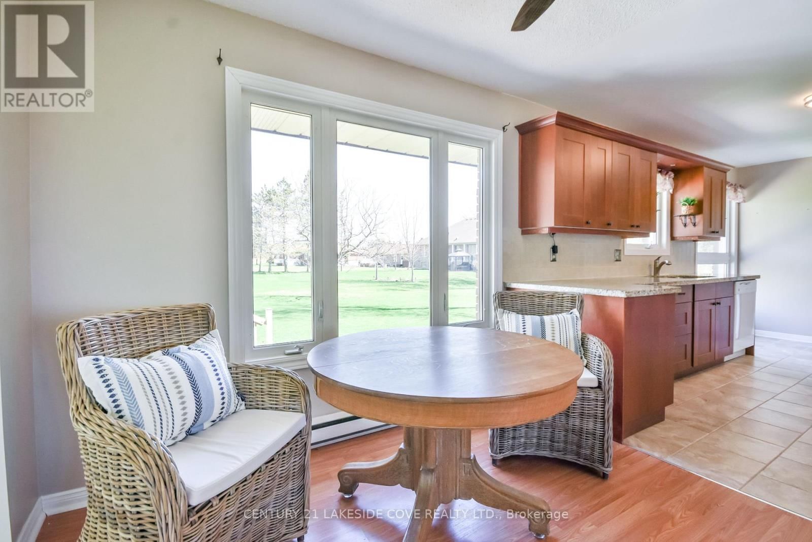 121 BAYSHORE DRIVE Image 14