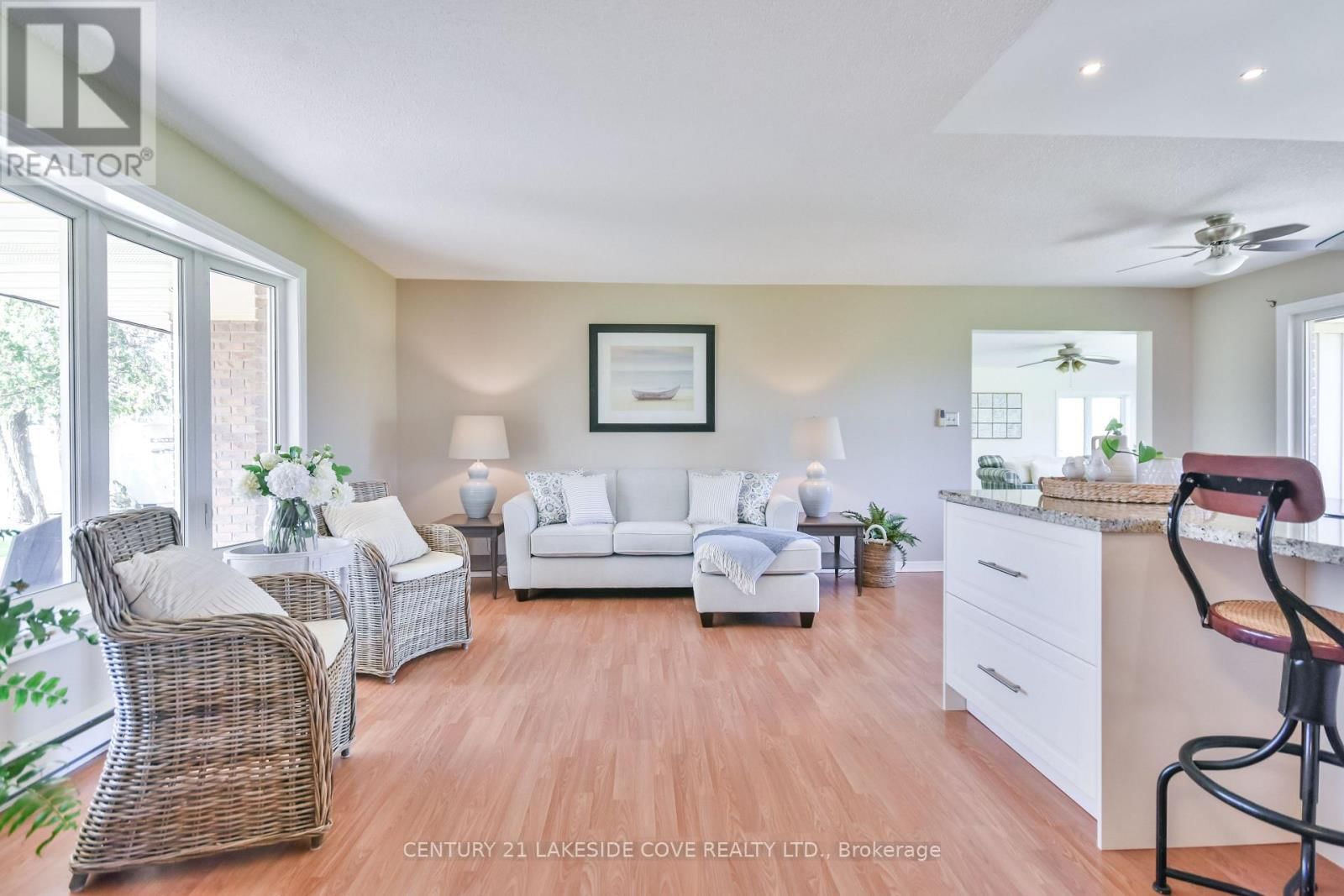 121 BAYSHORE DRIVE Image 5