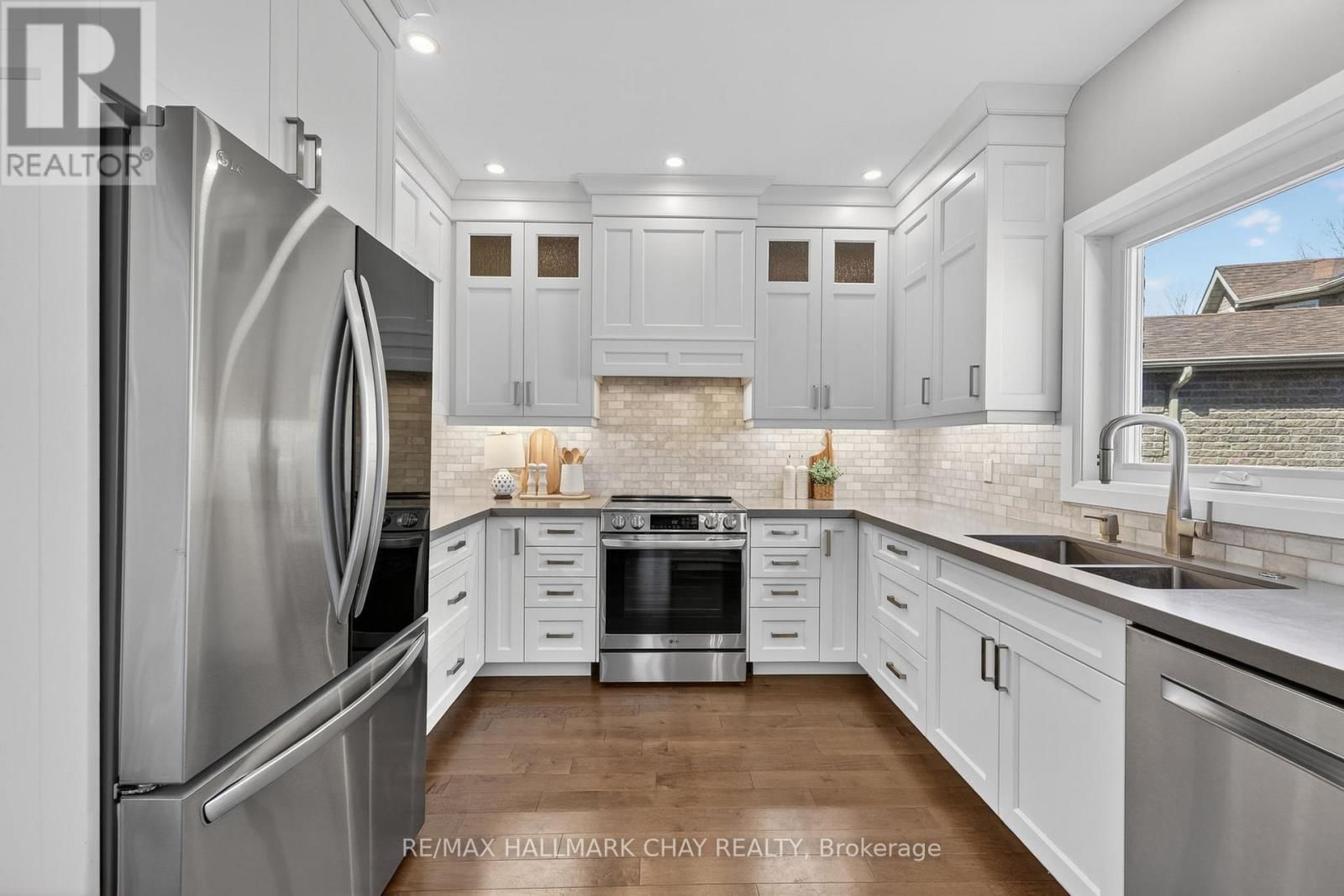 21 TASCONA COURT Image 14