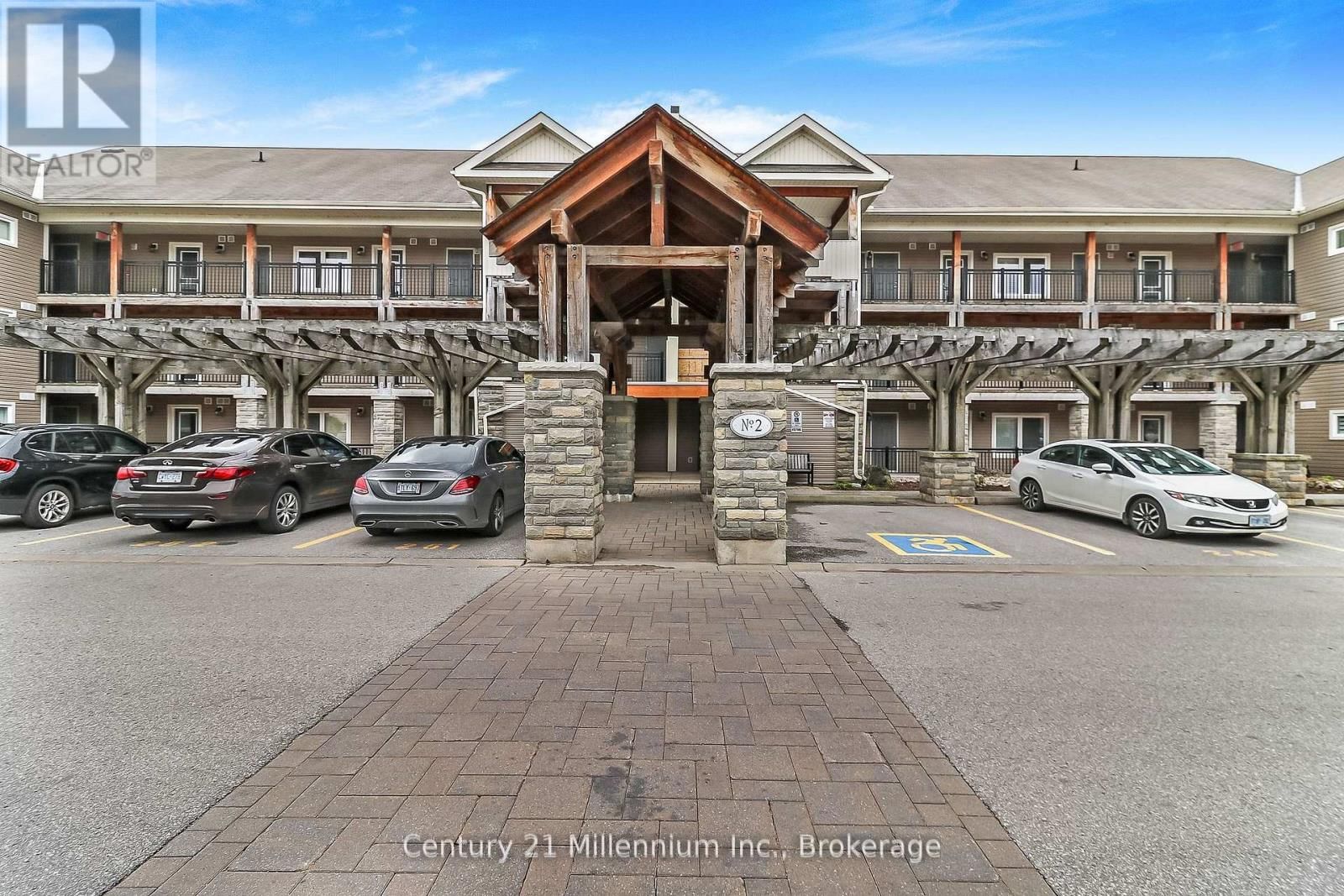 304 - 2 BRANDY LANE DRIVE Image 3