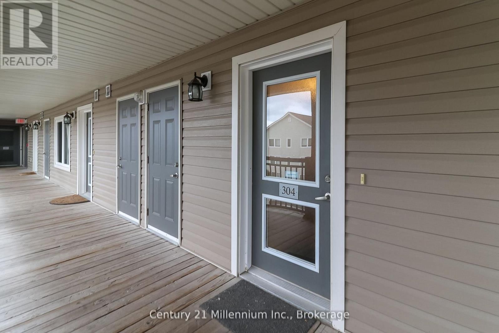 304 - 2 BRANDY LANE DRIVE Image 4