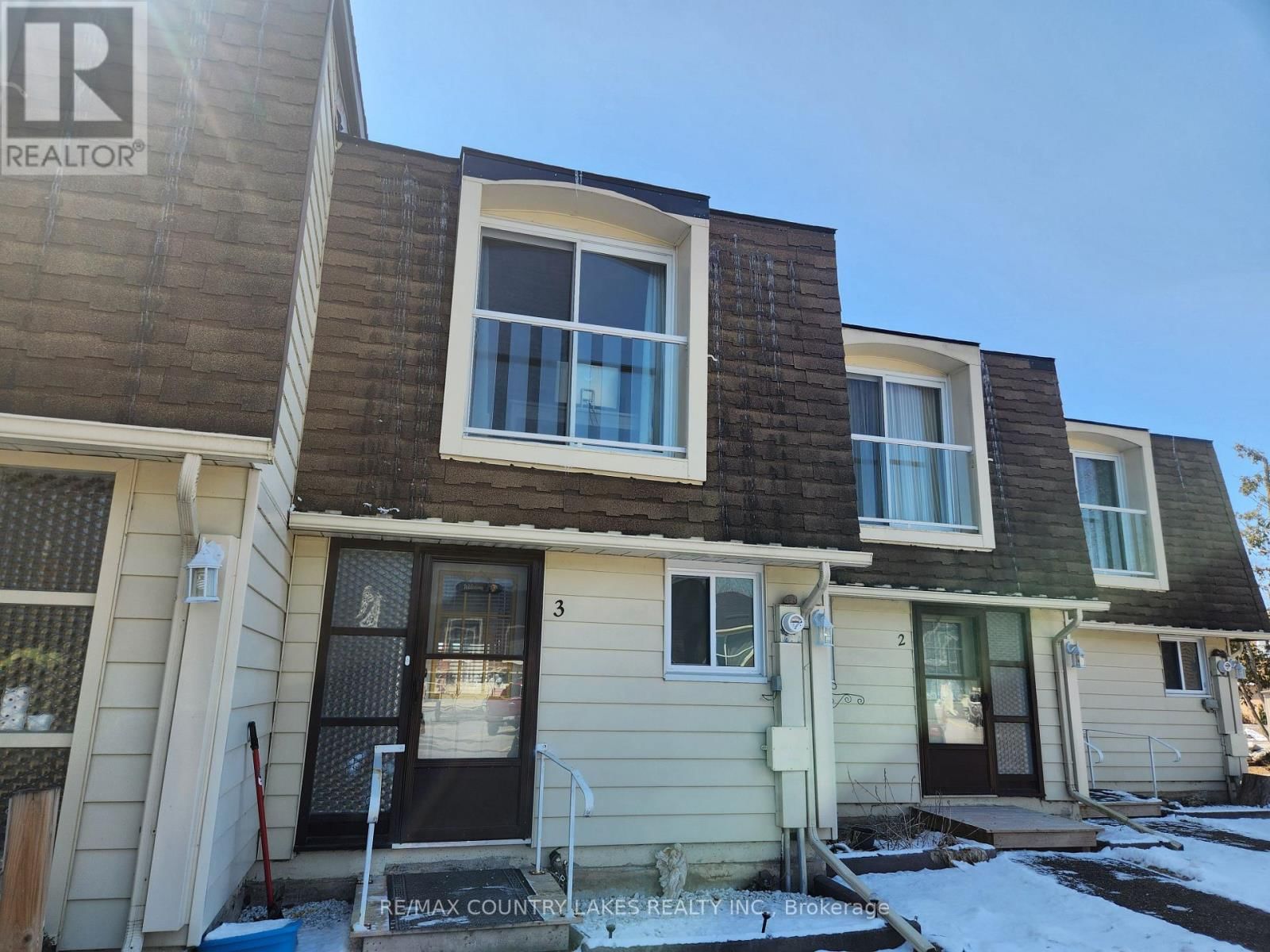 3 - 4 PARADISE BOULEVARD Image 1