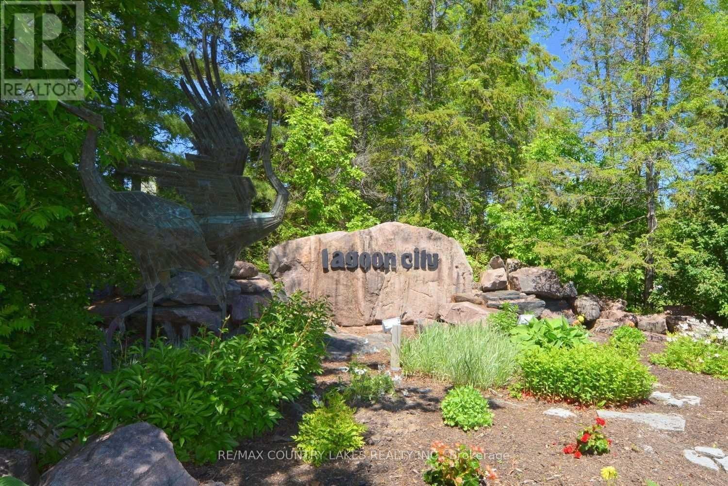 3 - 4 PARADISE BOULEVARD Image 24