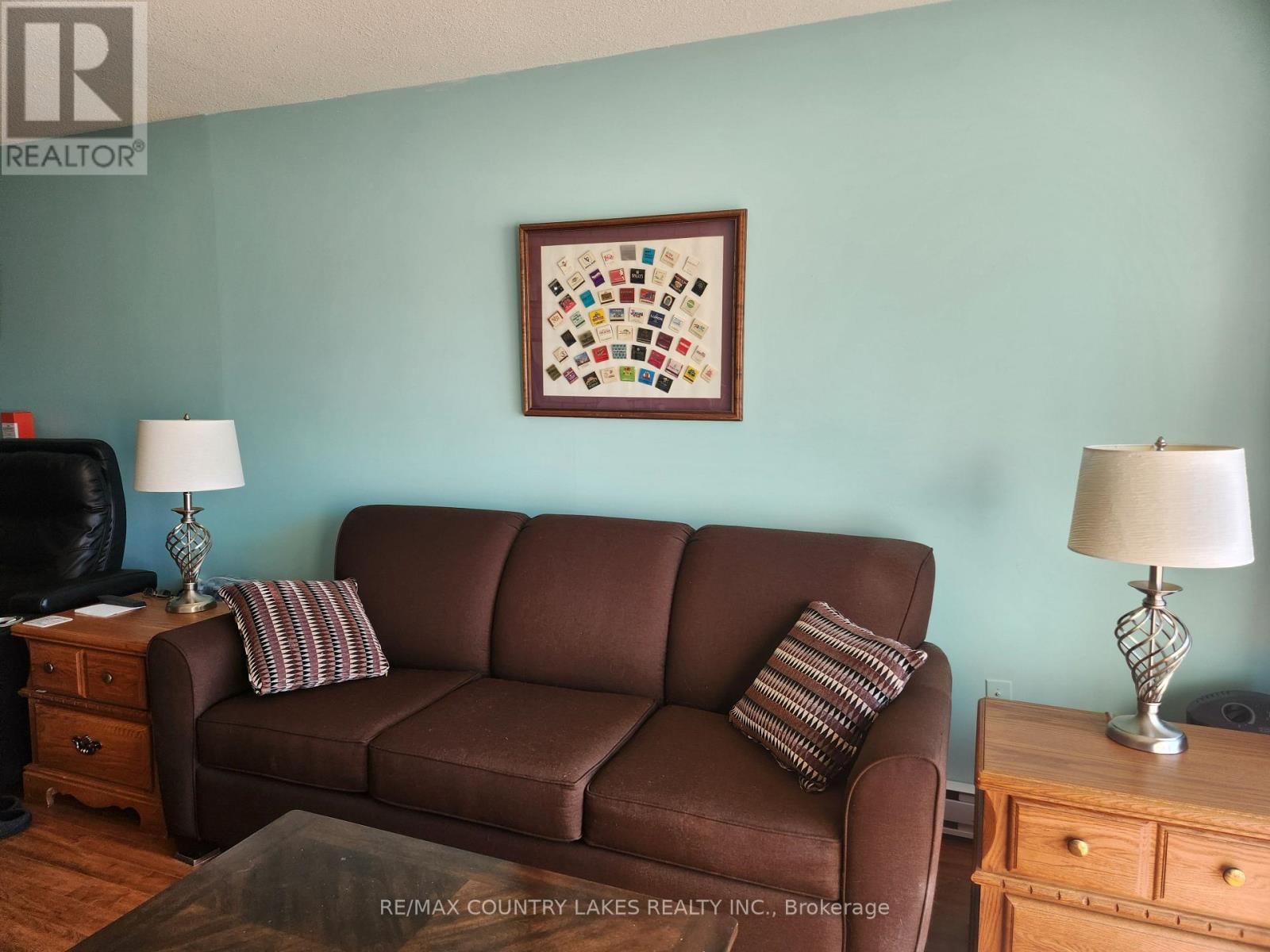 3 - 4 PARADISE BOULEVARD Image 3