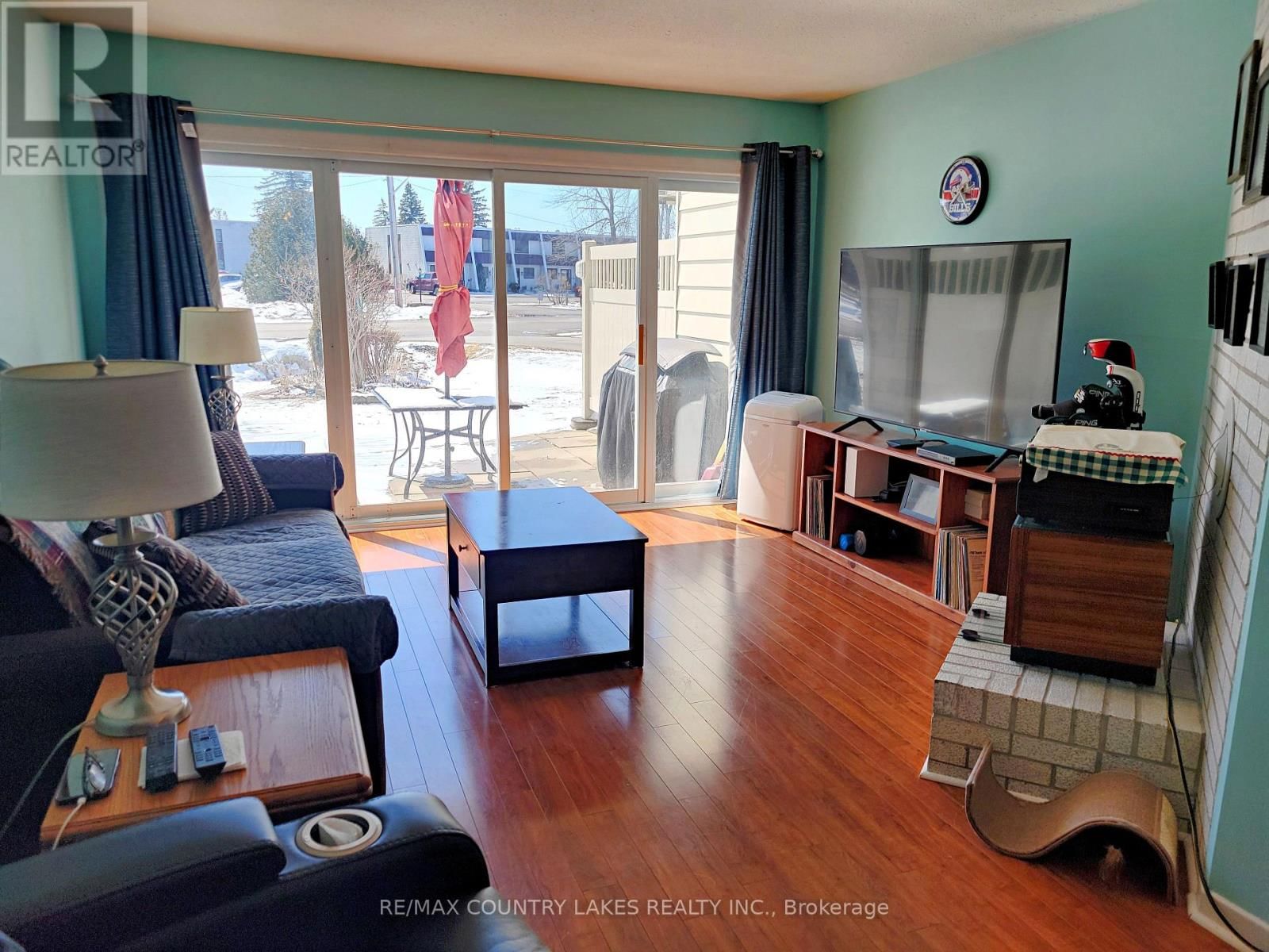 3 - 4 PARADISE BOULEVARD Image 5