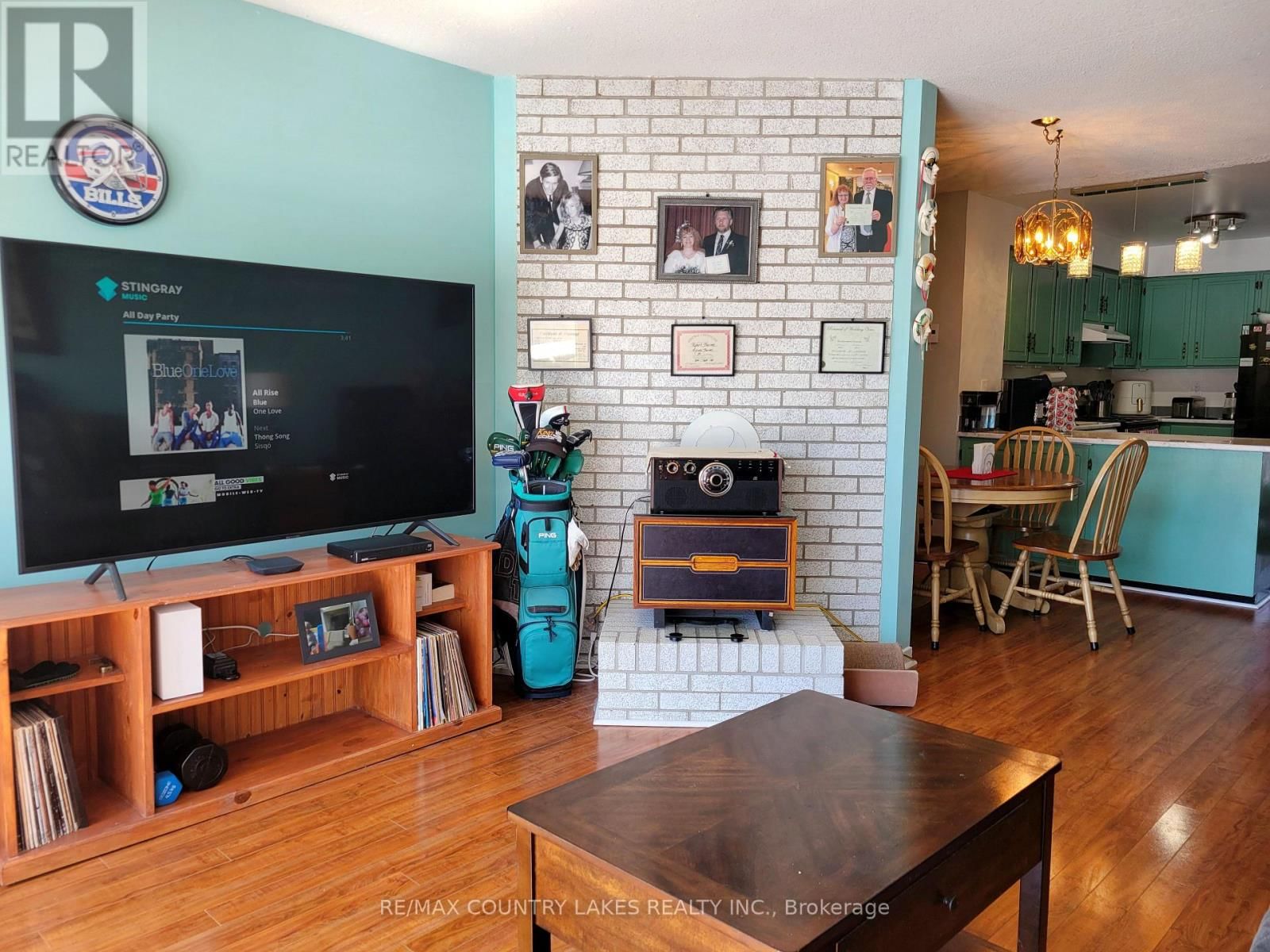 3 - 4 PARADISE BOULEVARD Image 6