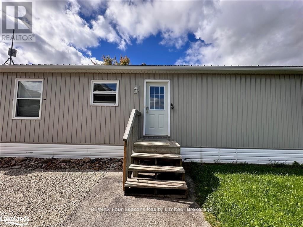 6528 30 31 NOTTAWASAGA SIDE ROAD Image 2