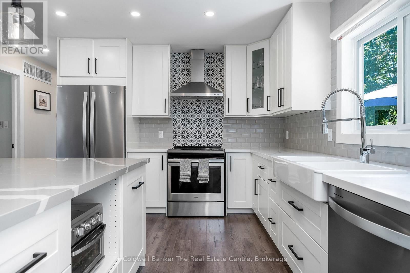 14 LANGEVIN DRIVE Image 10