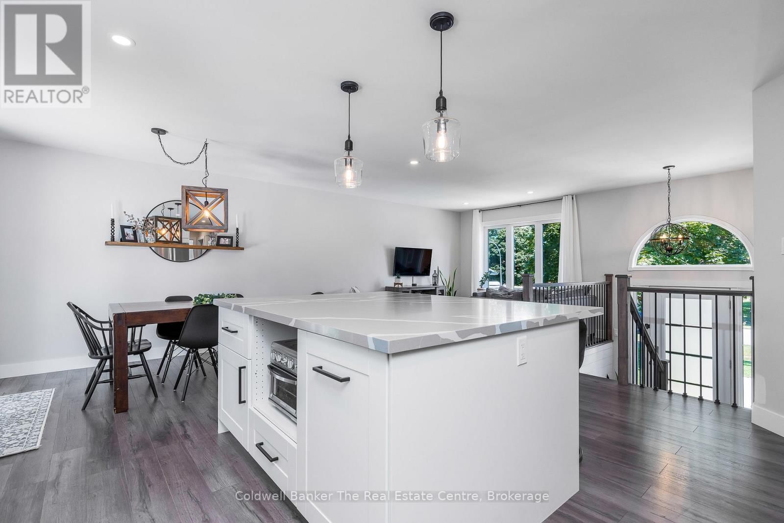 14 LANGEVIN DRIVE Image 11