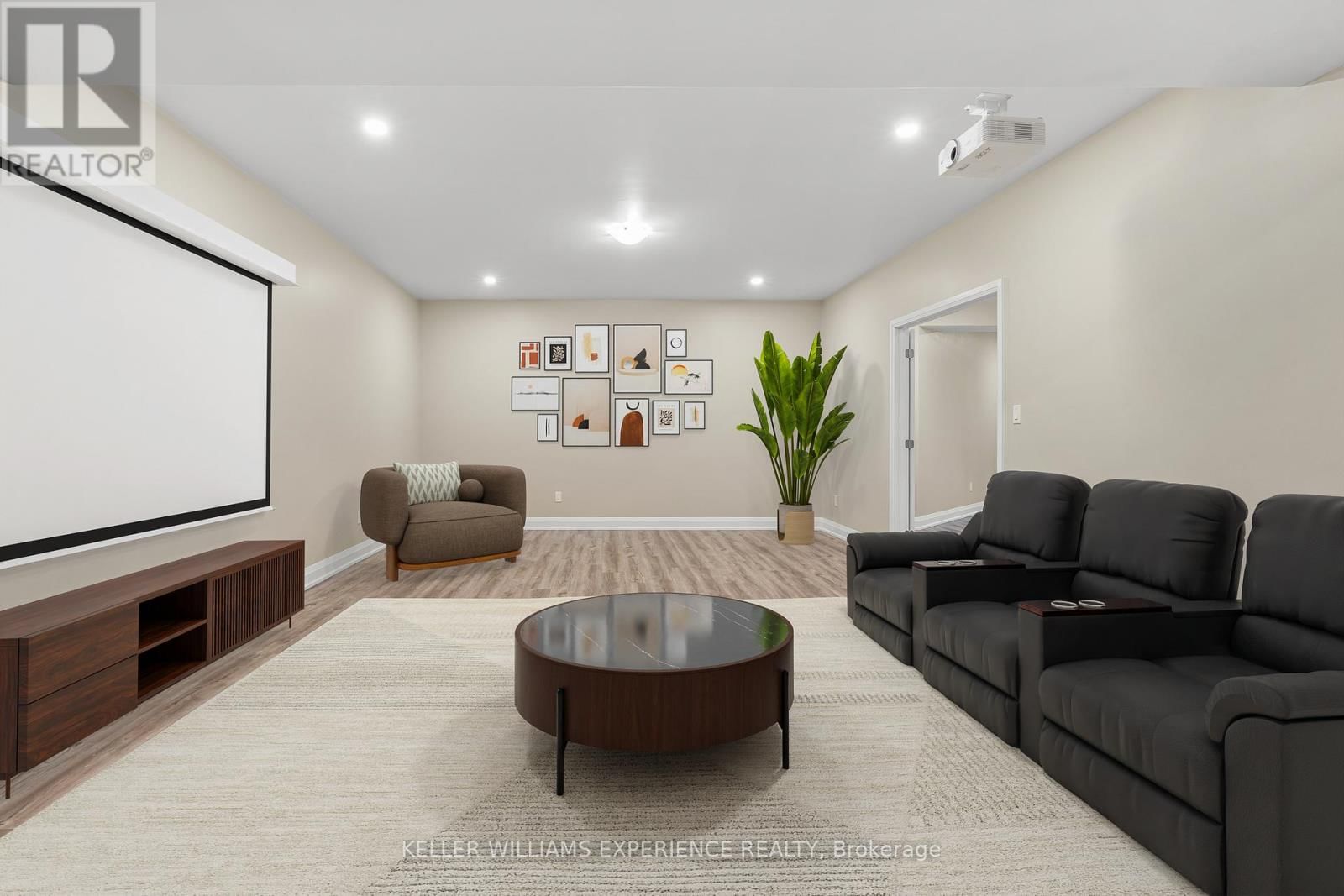 34 WINDERMERE CIRCLE Image 32