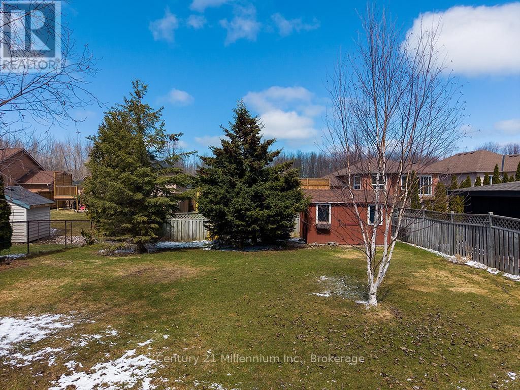 5 REID CRESCENT Image 19