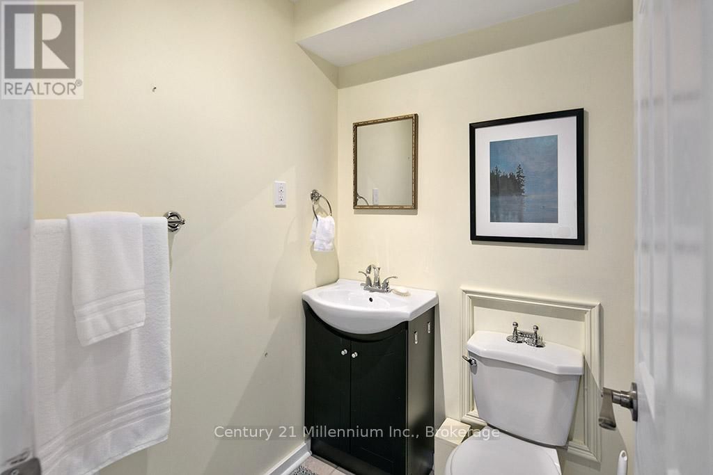 5 REID CRESCENT Image 34