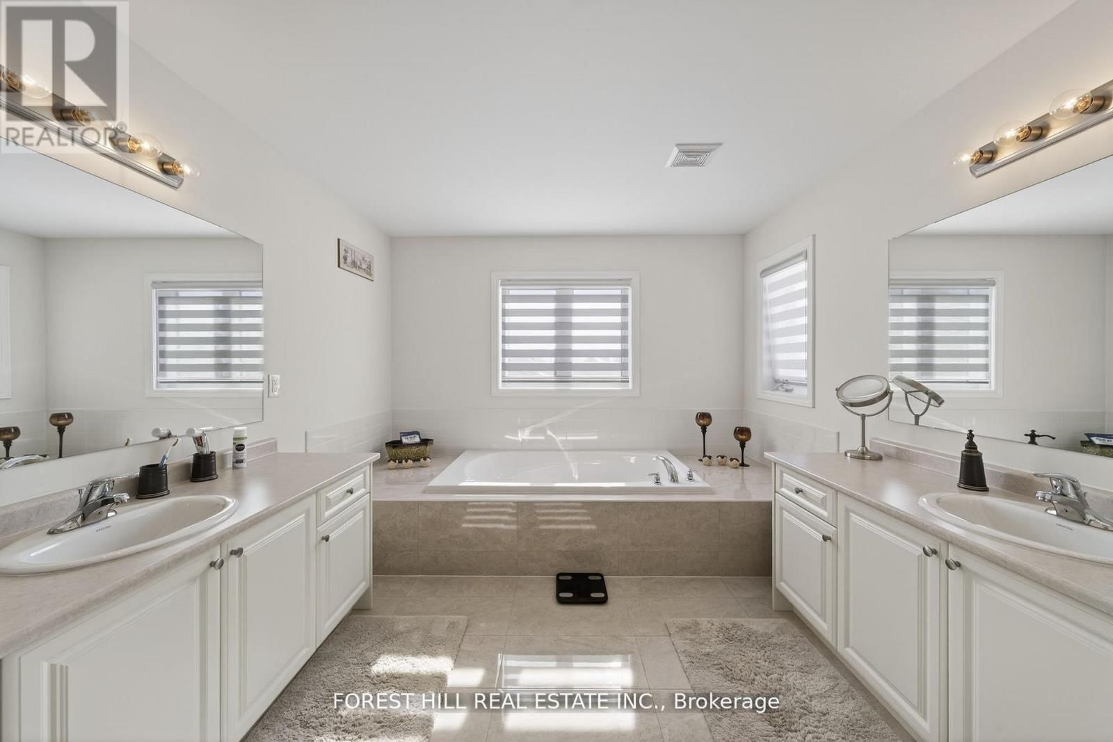 37 RUGMAN CRESCENT Image 20