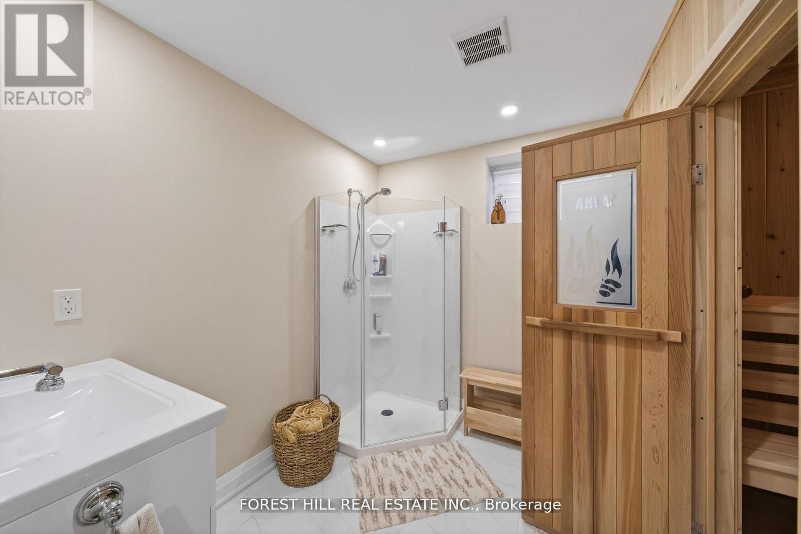 37 RUGMAN CRESCENT Image 30