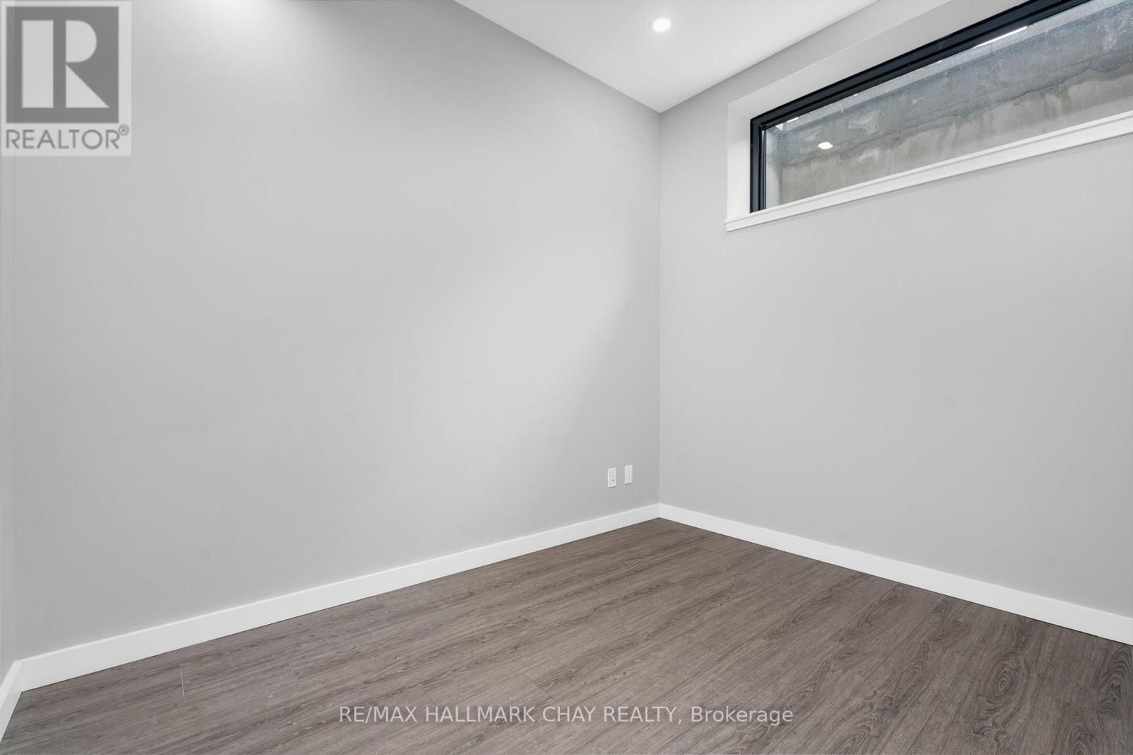 163 MARY STREET Image 2