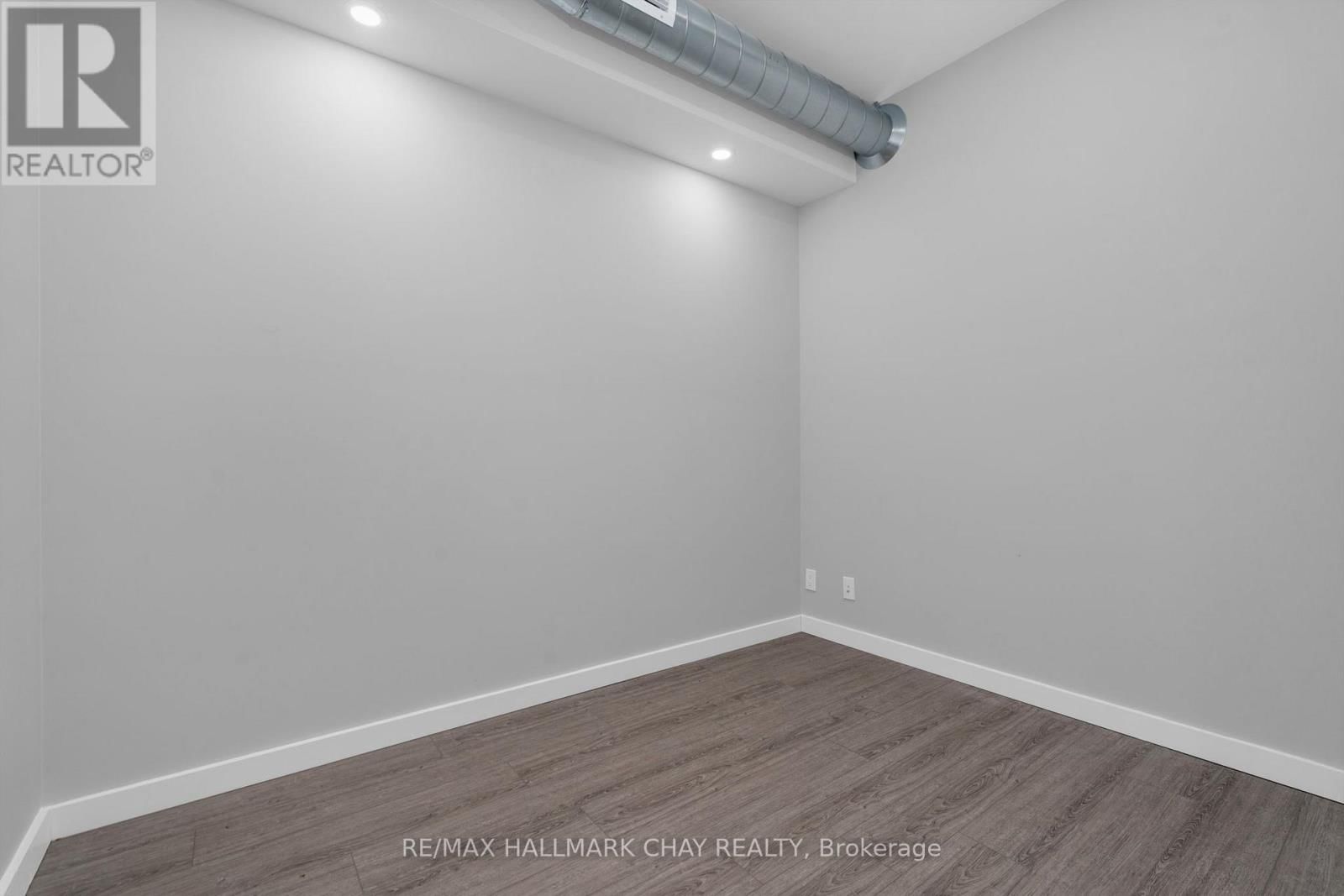 163 MARY STREET Image 6