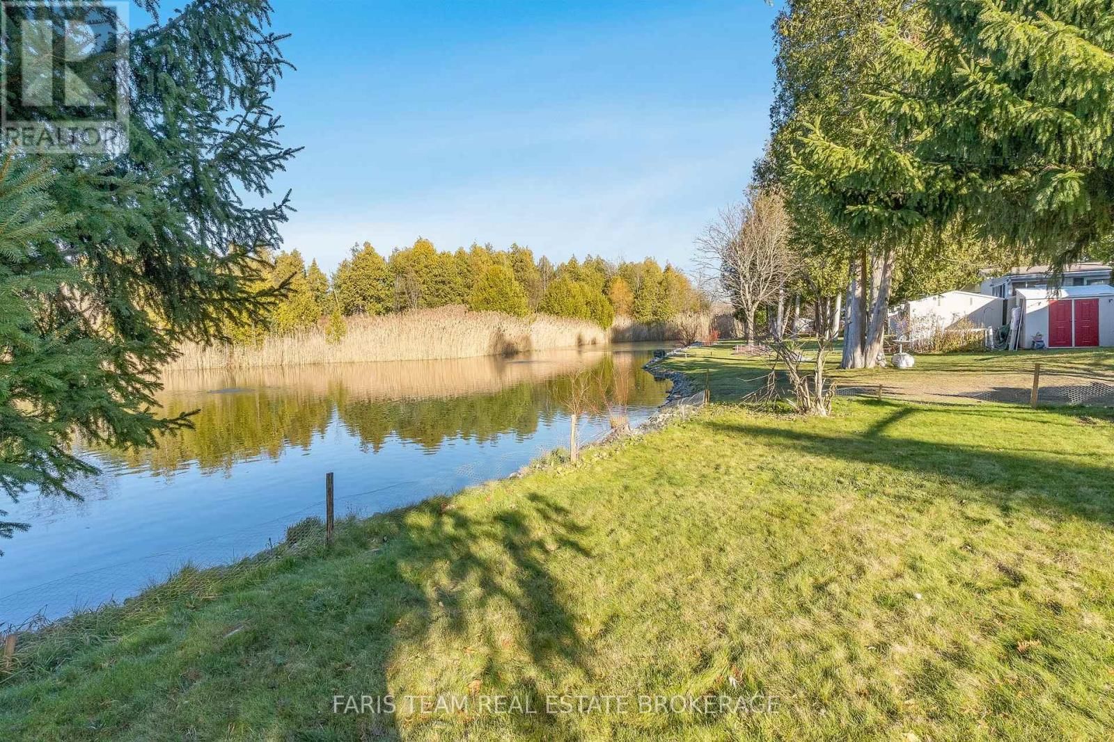 3 ST JAMES PLACE Image 25