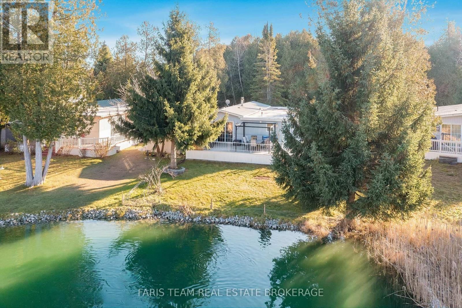 3 ST JAMES PLACE Image 28