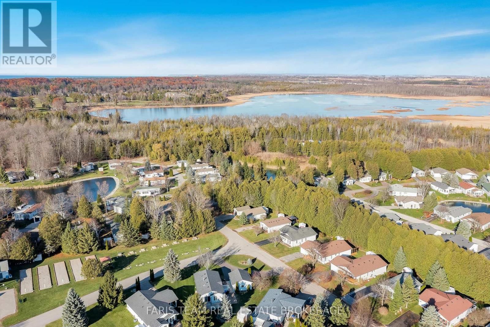 3 ST JAMES PLACE Image 30