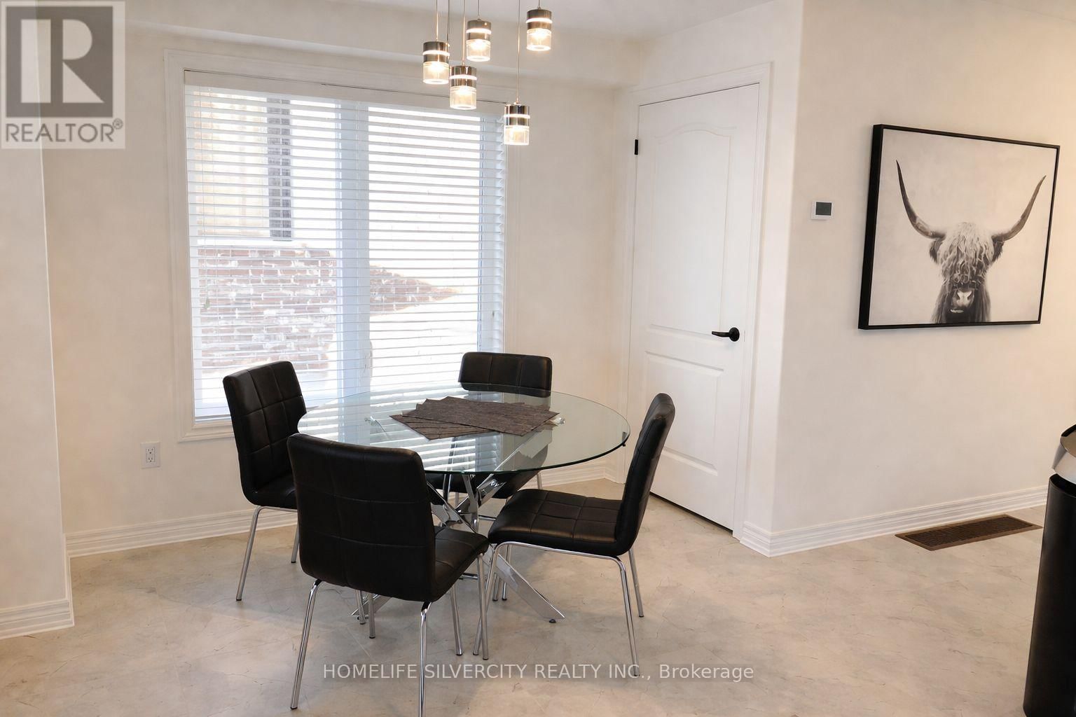 7 ARCHER AVENUE Image 8