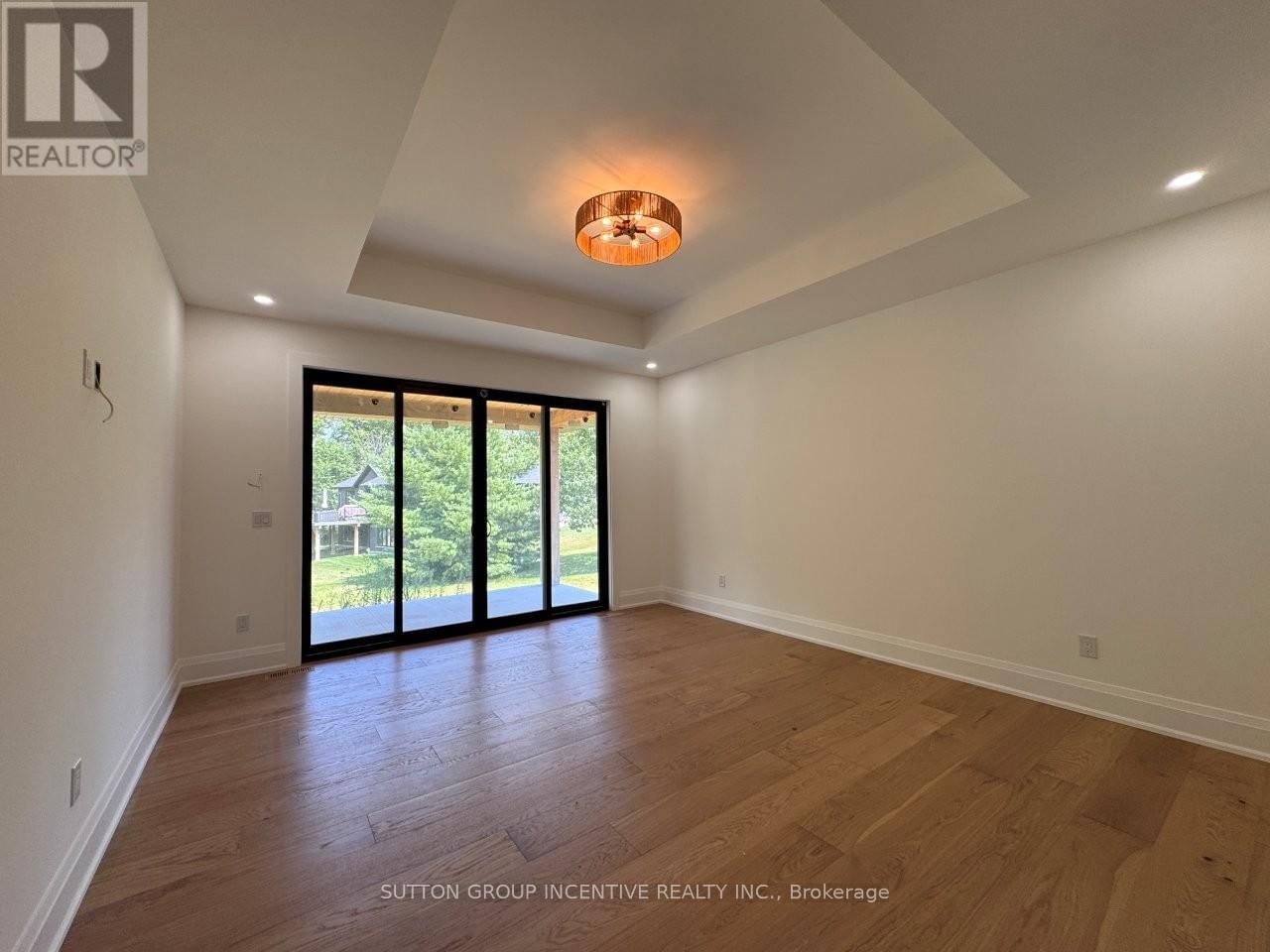 5 JEAN MILLER COURT Image 10