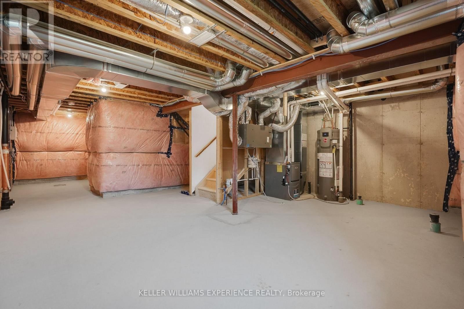 86 SAGEWOOD AVENUE Image 29