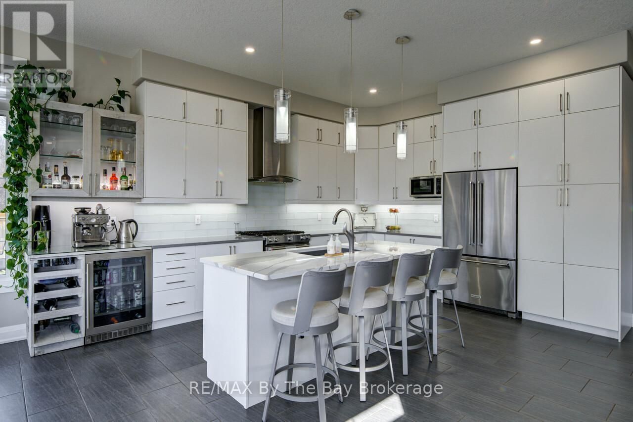 39 GILPIN CRESCENT Image 12