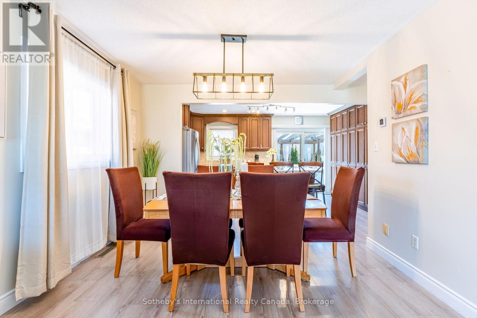 299 HARVIE ROAD Image 11