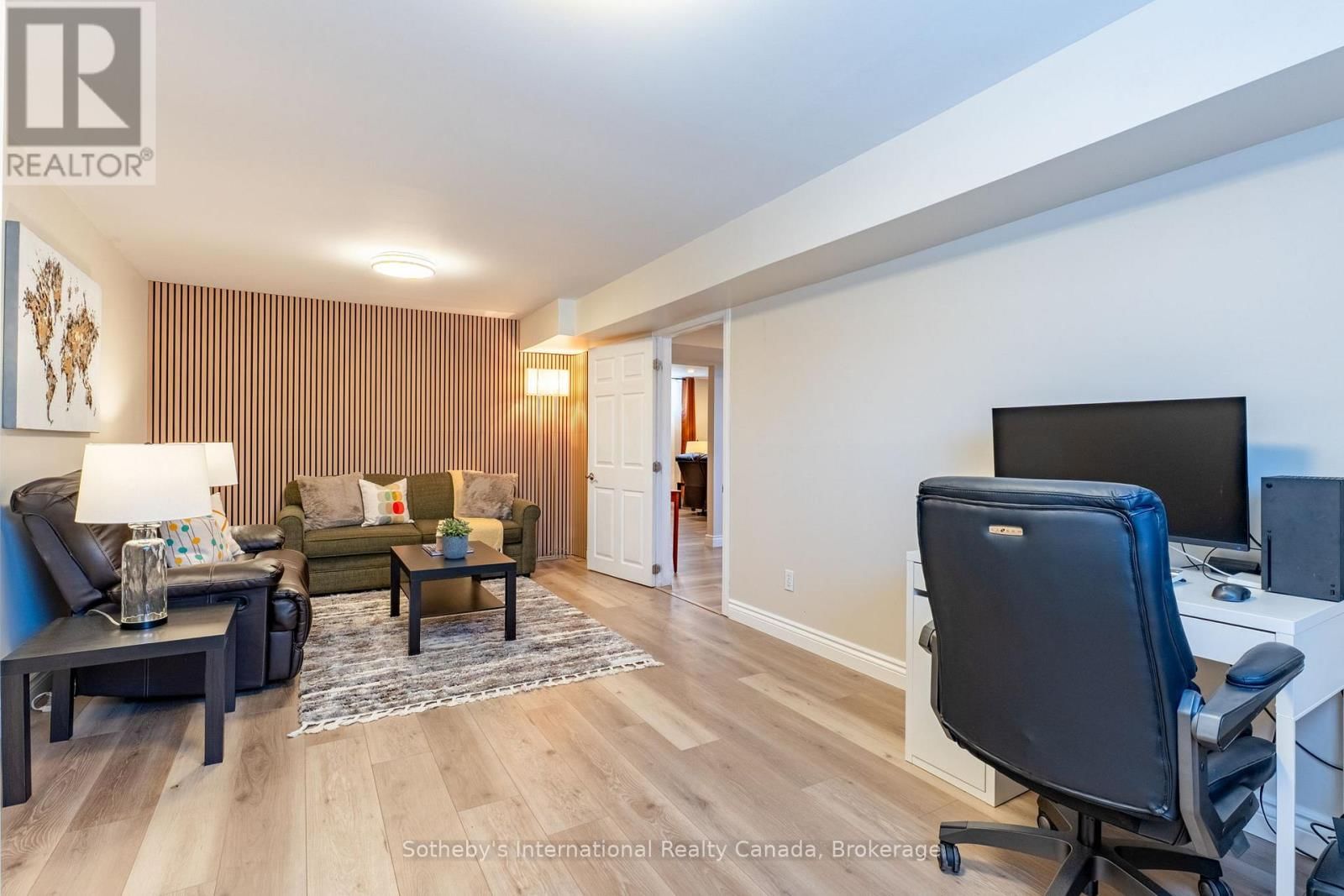 299 HARVIE ROAD Image 32