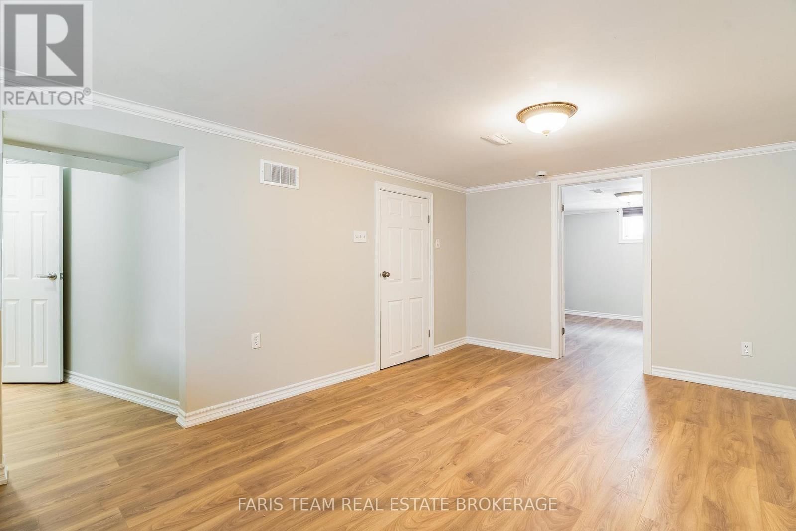 18 NEWTON STREET Image 26