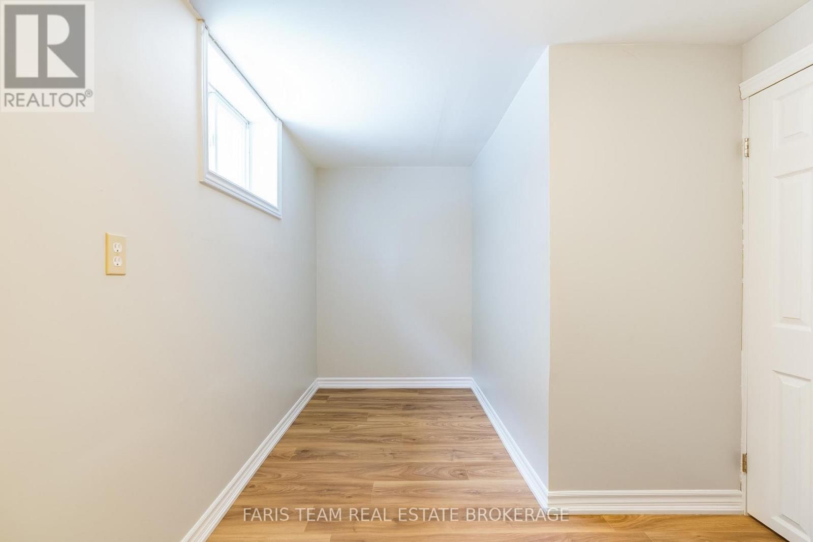 18 NEWTON STREET Image 31