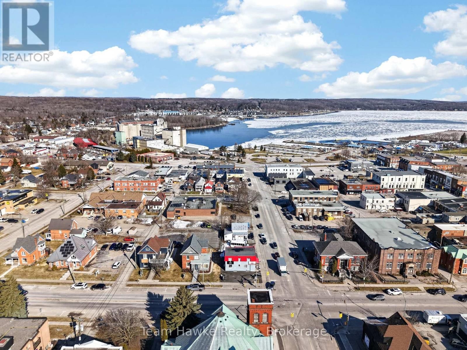 264 FIRST STREET Image 44