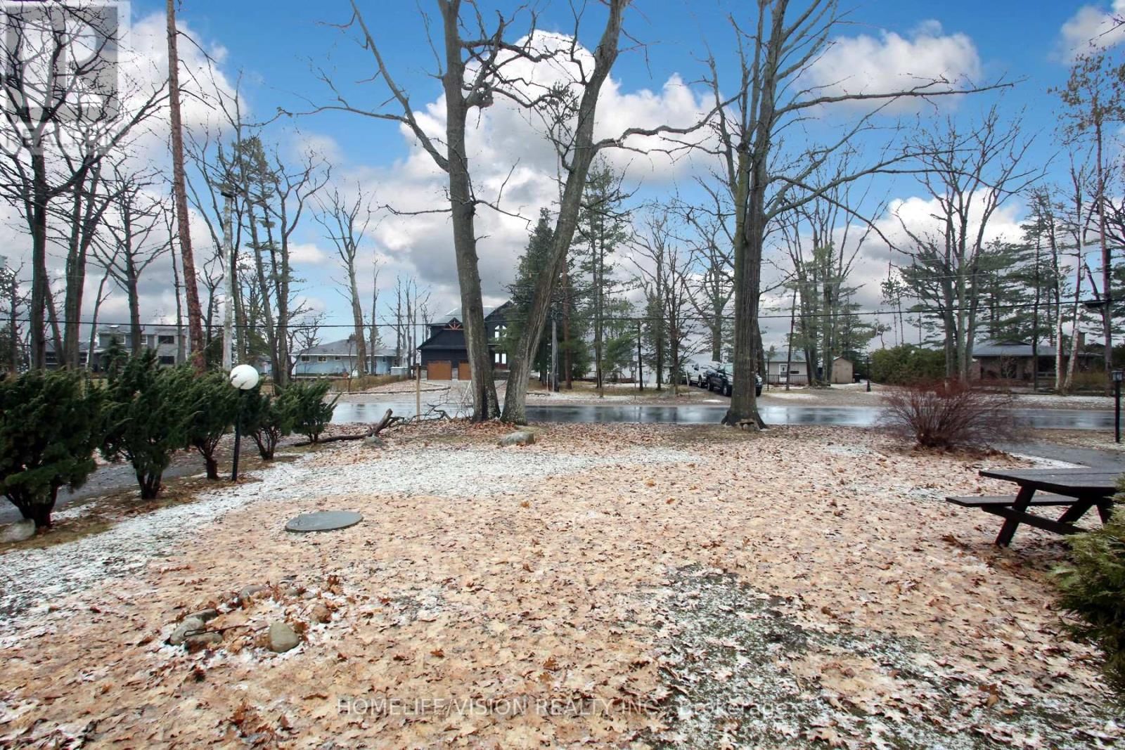 1807 TINY BEACHES ROAD SOUTH Image 11