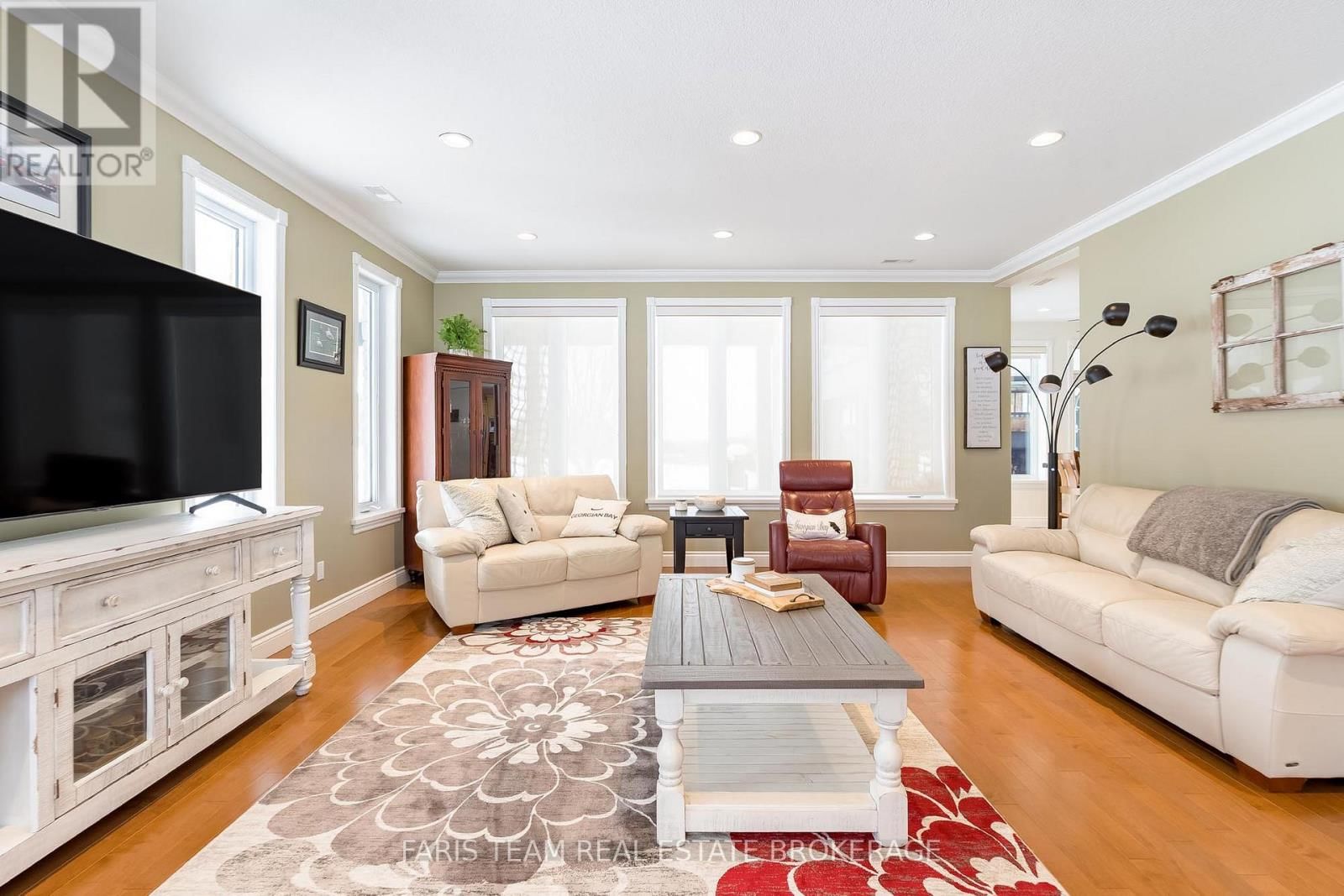 130 CONCESSION 15 WEST Image 11