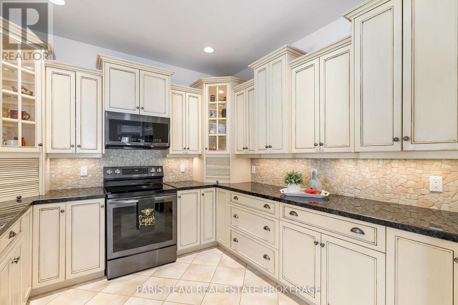 130 CONCESSION 15 WEST Image 8