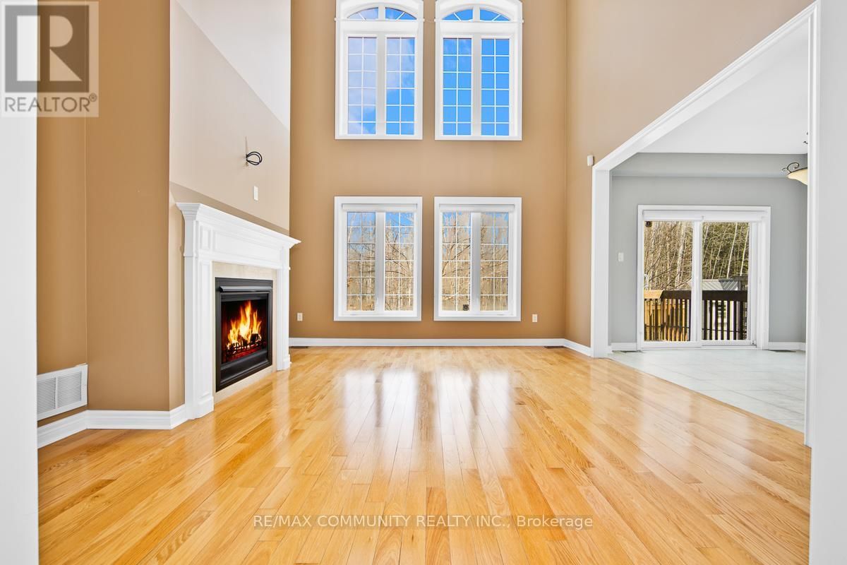 48 RIVERWALK PLACE Image 4