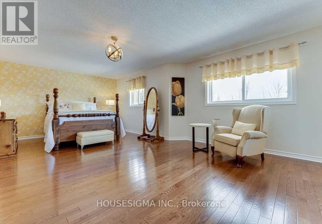 129 GORE DRIVE Image 22