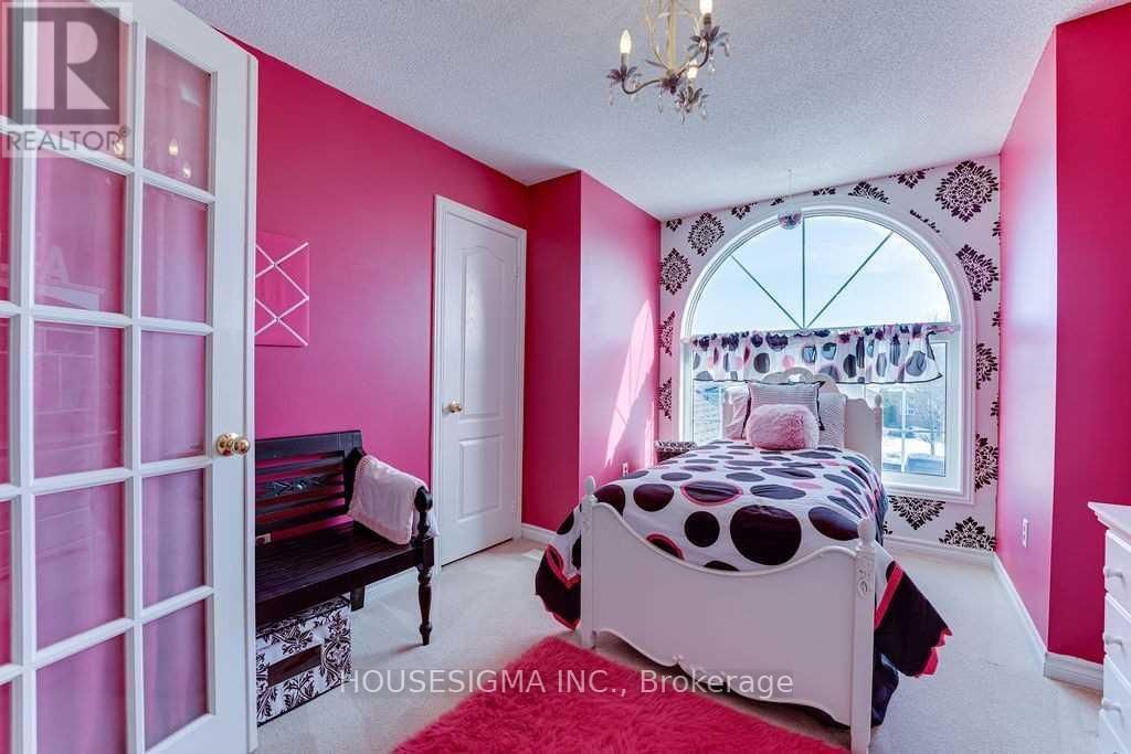 129 GORE DRIVE Image 28